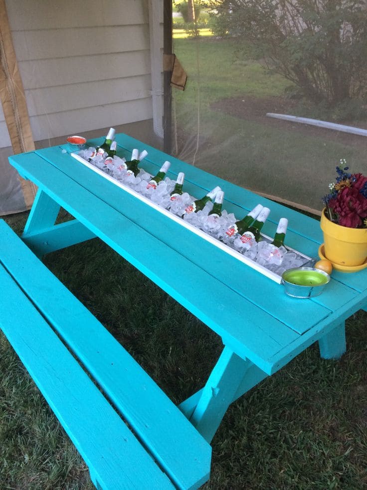 Built-In Cooler Picnic Table