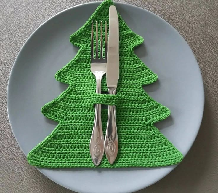 Crochet Christmas Tree Cutlery Holder