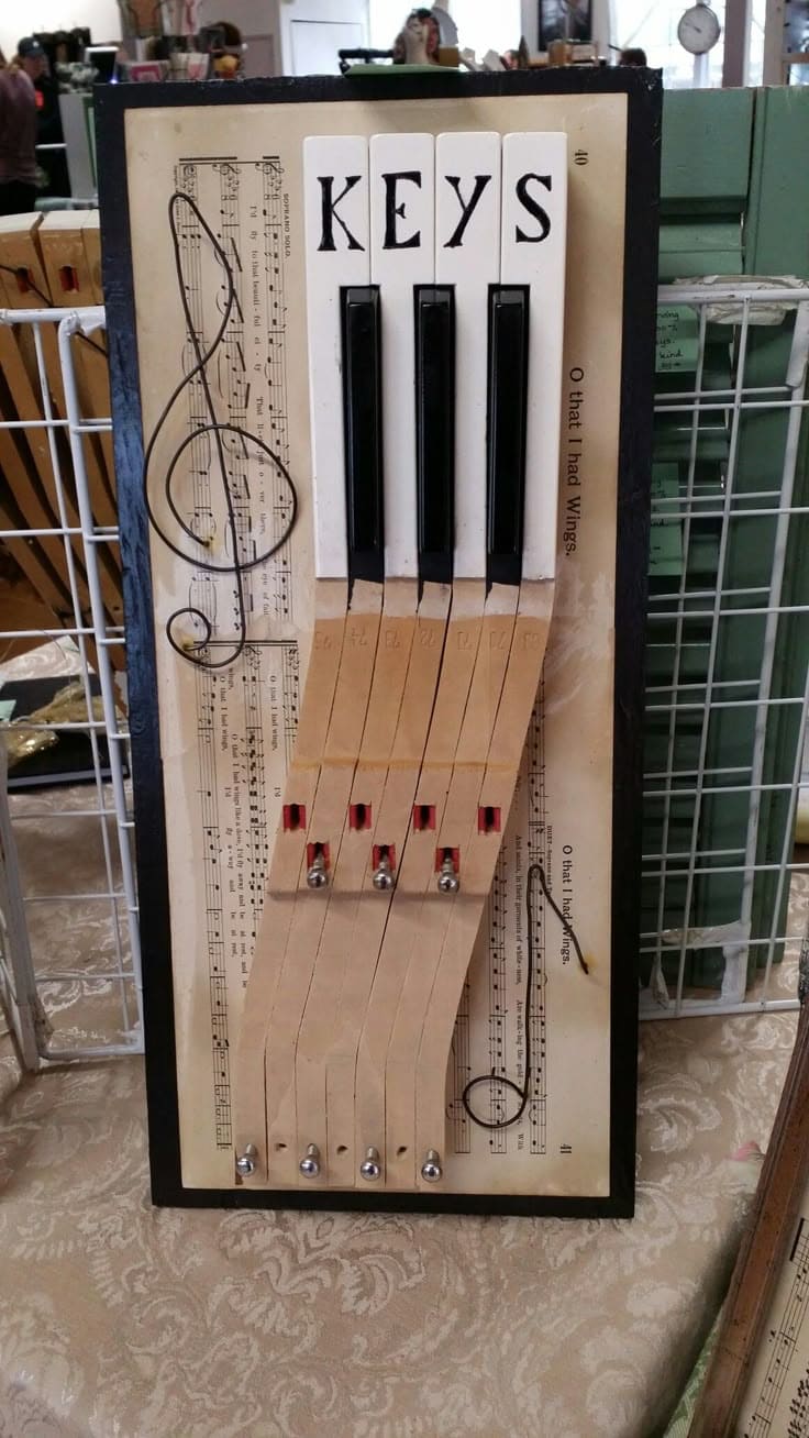 Upcycled Piano Key Organizer