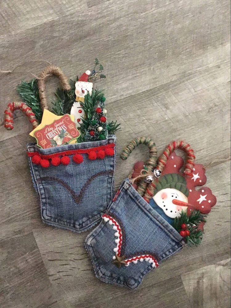 Festive Denim Pocket Wall Decor