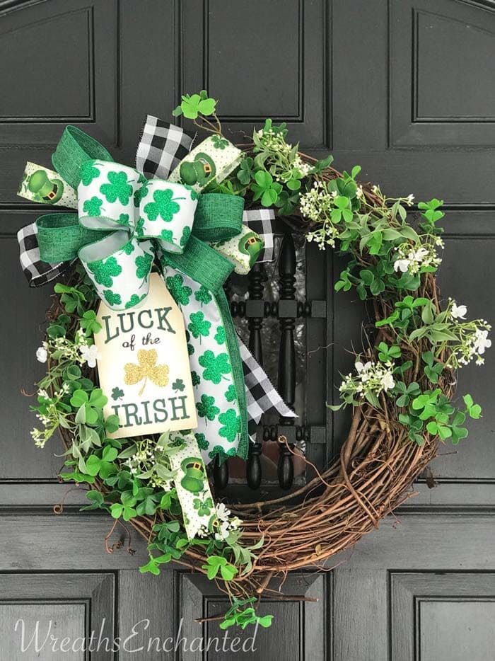Rustic Irish Luck Vine Splendor Wreath