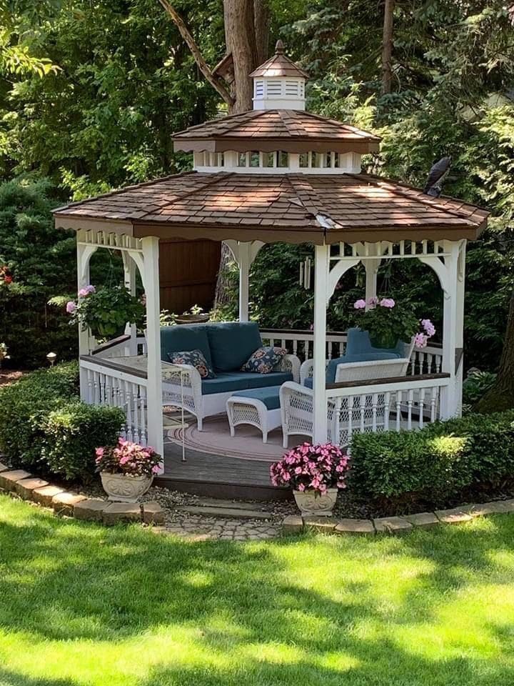 Tranquil Gazebo Garden Oasis