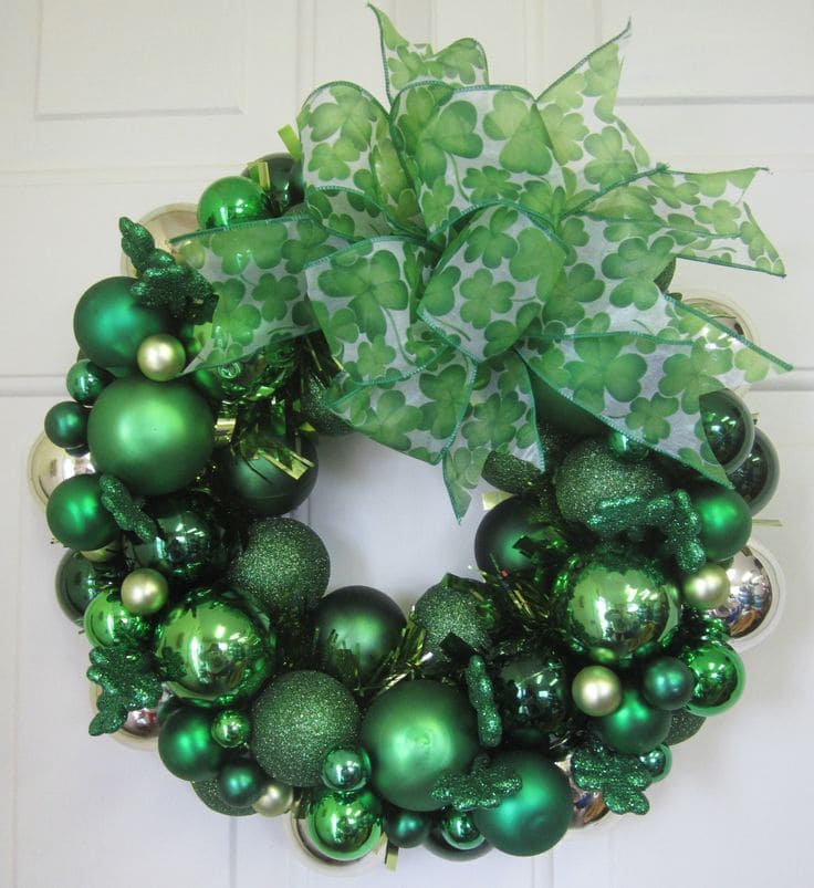 Shimmering Ornament Clover Treasure Wreath