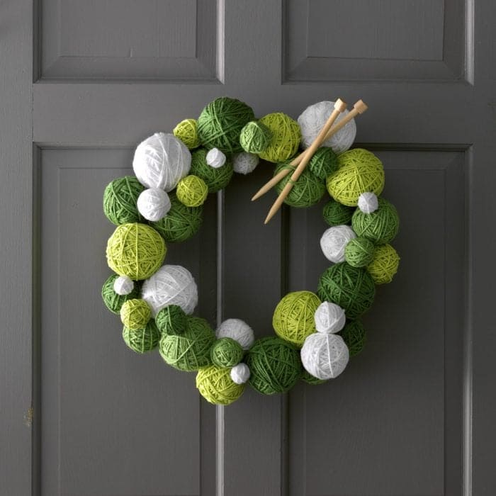 Enchanting Yarn Ball Wreath for St. Patricks Day Bliss