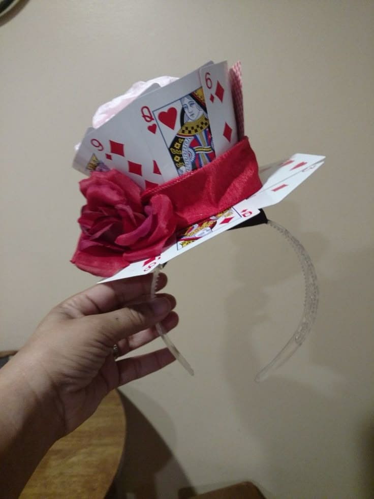 Elegant Card Hat Fashion Delight