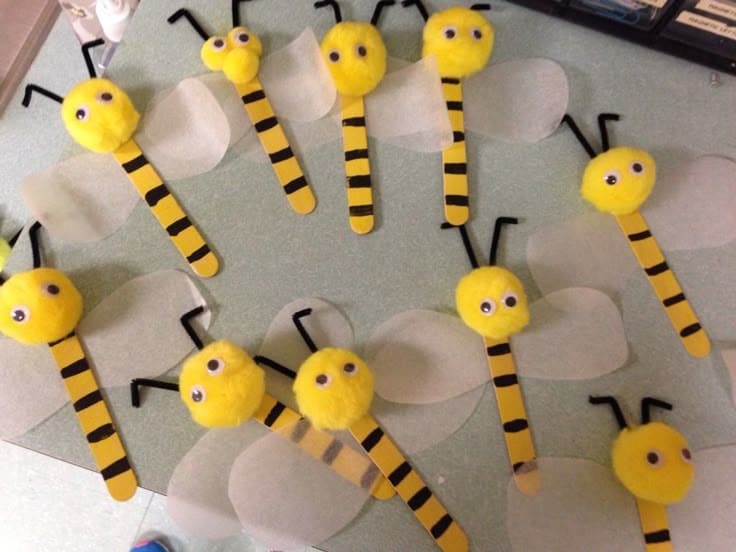 Delightful Popsicle Stick Bee Puppets