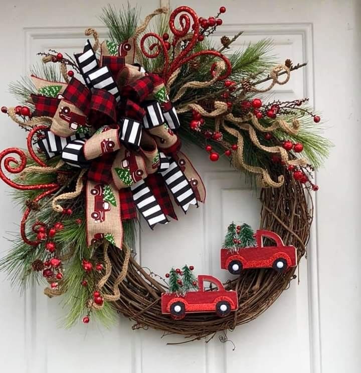 Whimsical Farmhouse Holiday Wreath