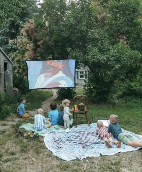 Magical Backyard Cinema Under the Stars