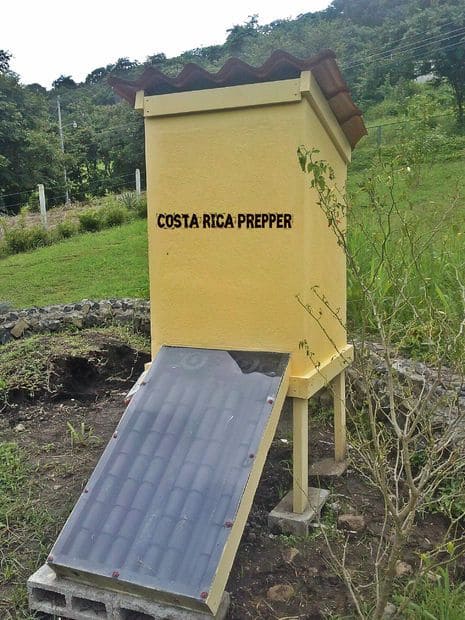 Costa Rica Prepper Solar Dehydrating Box