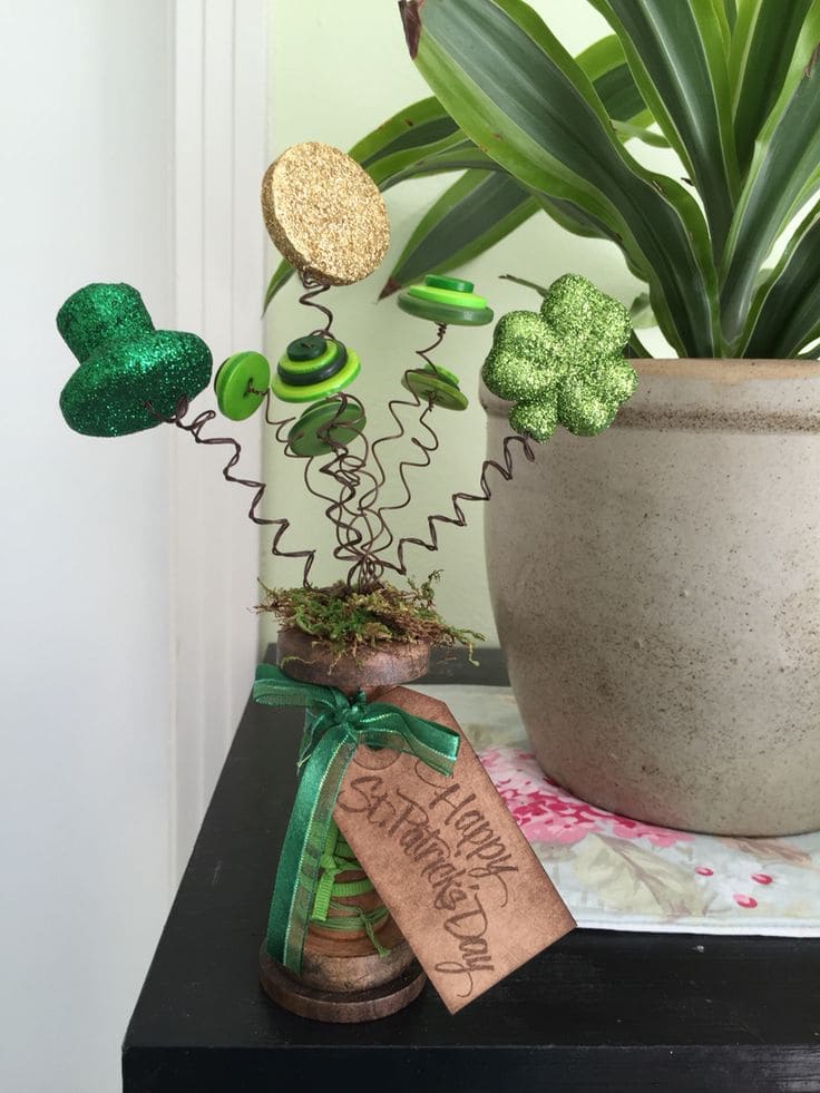 Twinkling St. Patricks Day Topper