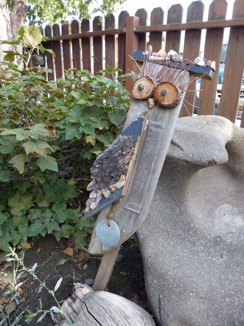 Woodland Owl Garden Stake