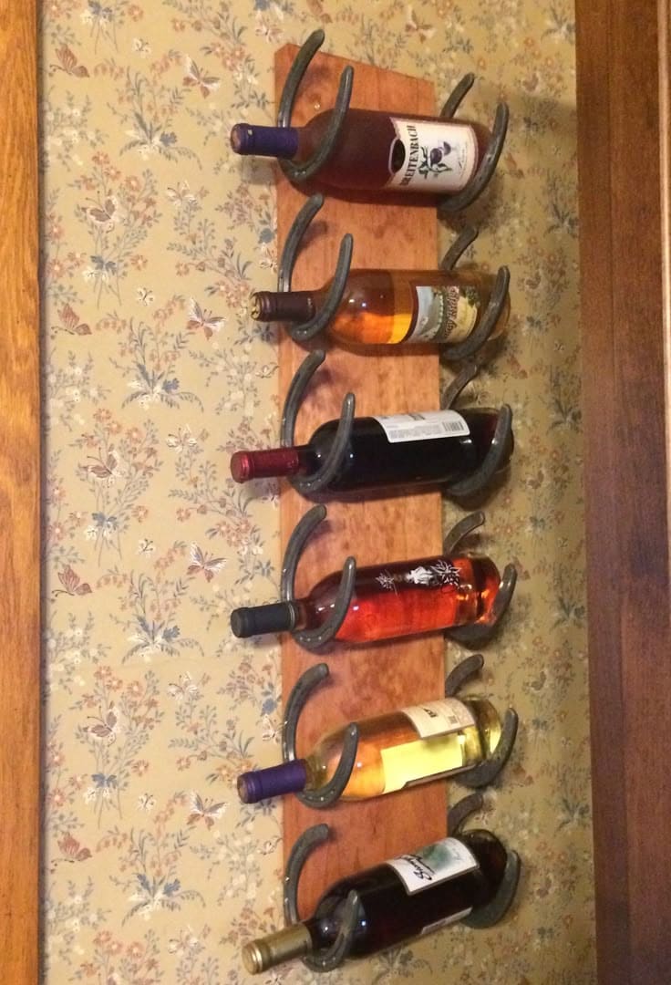 Horseshoe Wine Rack