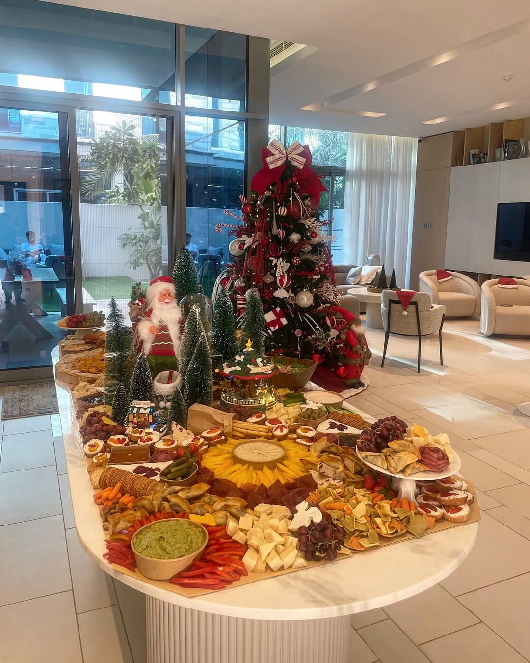 Holiday Grazing Wonderland Table