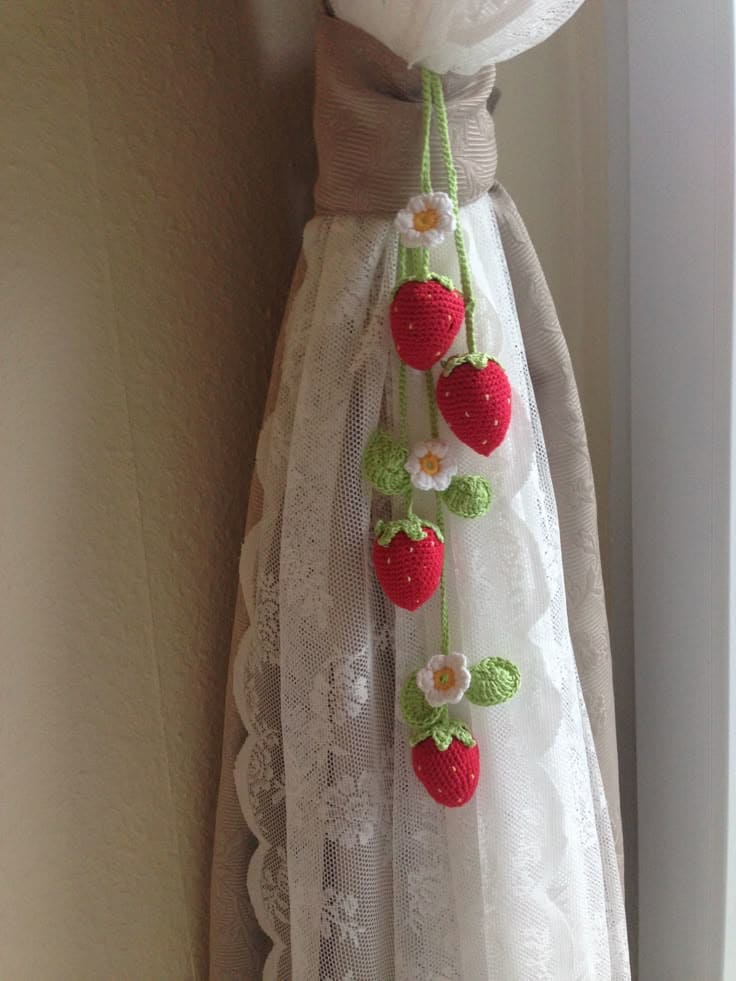 Crochet Strawberry Curtain Tie