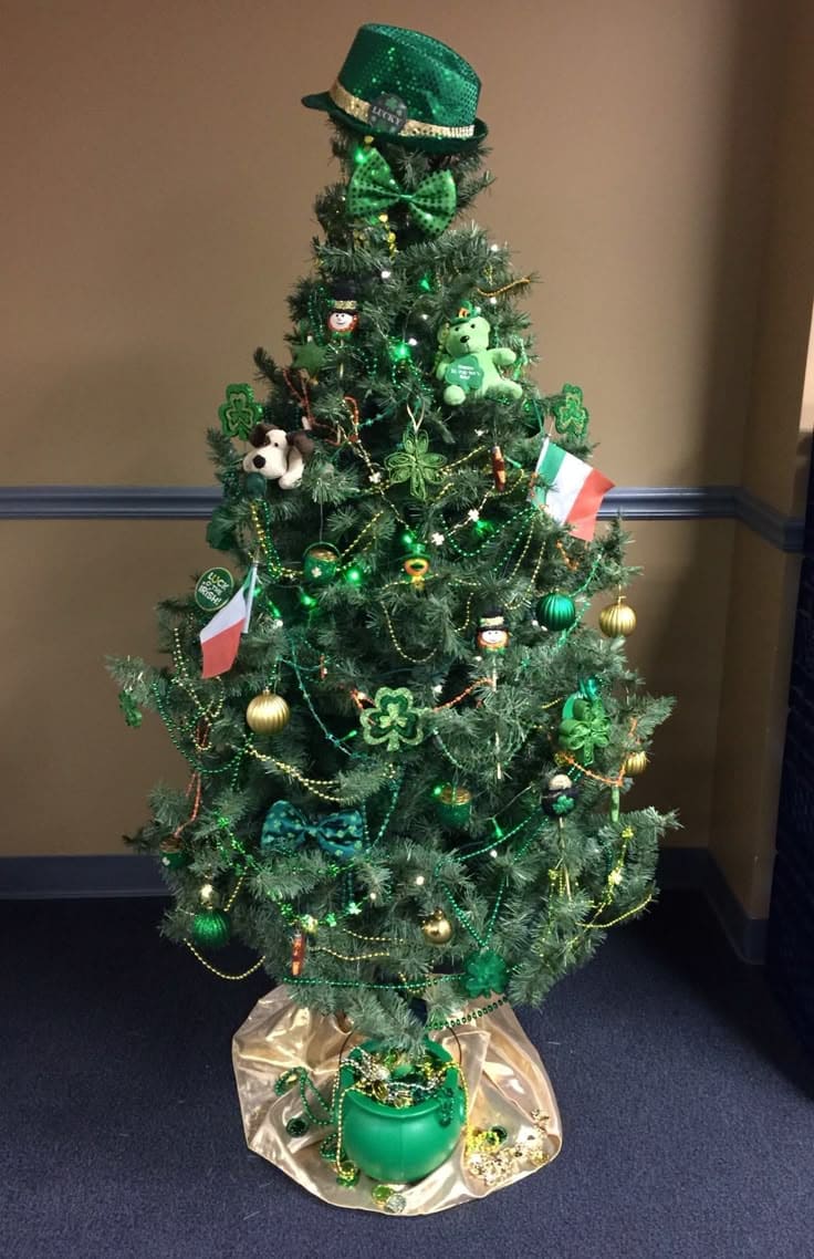 Festive St. Patricks Day Tree Extravaganza