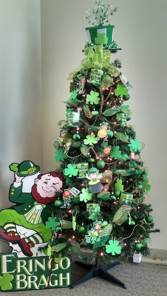 Whimsical Leprechaun Tree for Festive Cheer