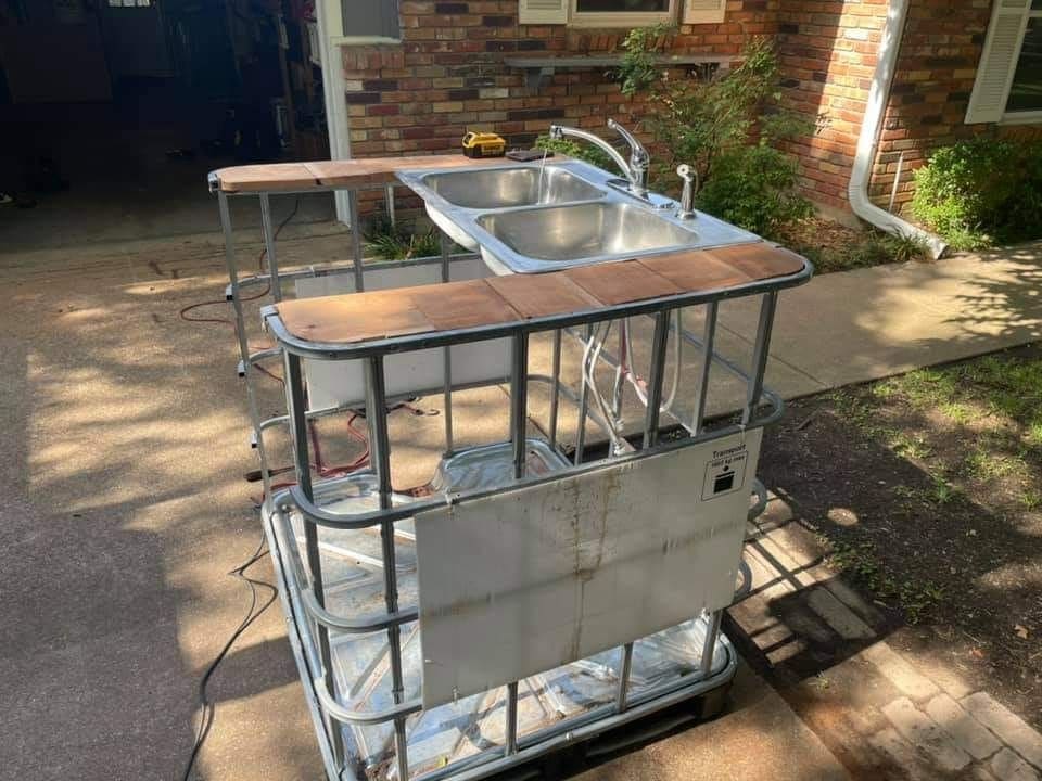 Outdoor IBC Tote Sink Bar