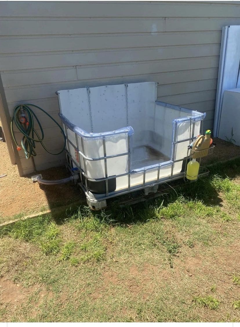DIY Outdoor Dog Wash Station